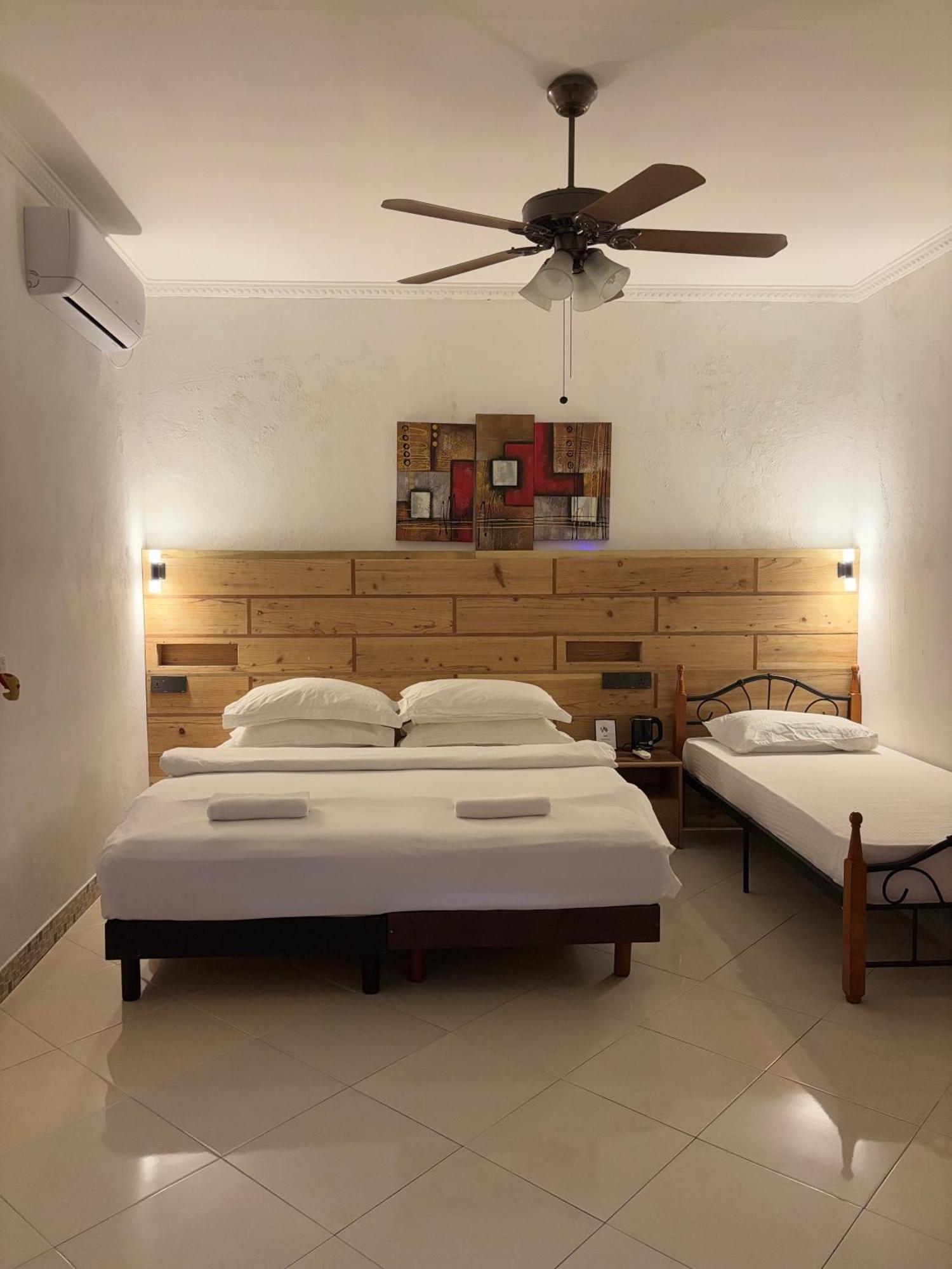 Aloha Inn Himmafushi Buitenkant foto